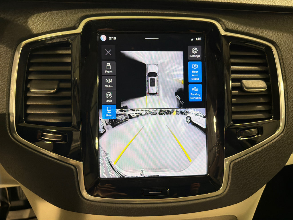 Certified 2025 Volvo XC90 T8 Plus w/ Protection Package Premier AWD/4WD image 16