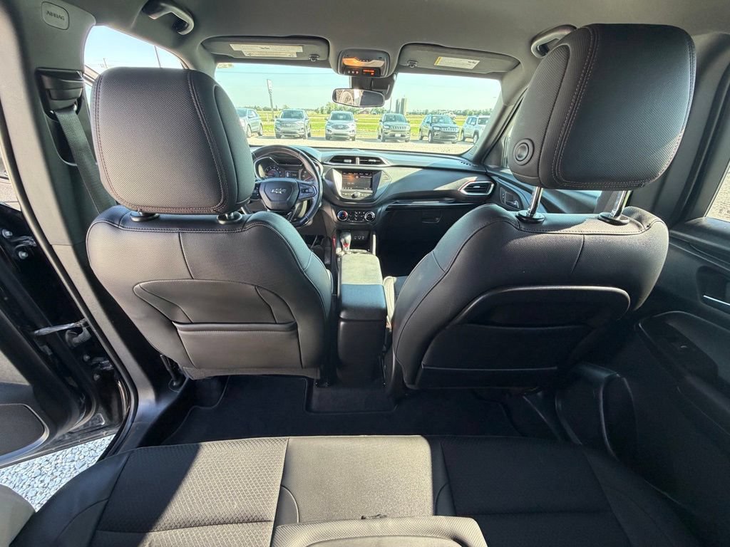 Used 2022 Chevrolet TrailBlazer RS FWD image 24