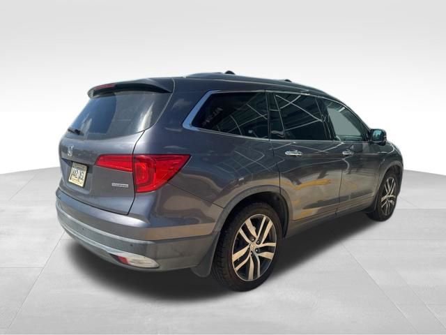 Used 2017 Honda Pilot Touring image 5