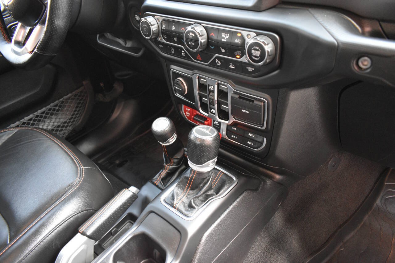 Used 2020 Jeep Gladiator Mojave AWD/4WD image 25