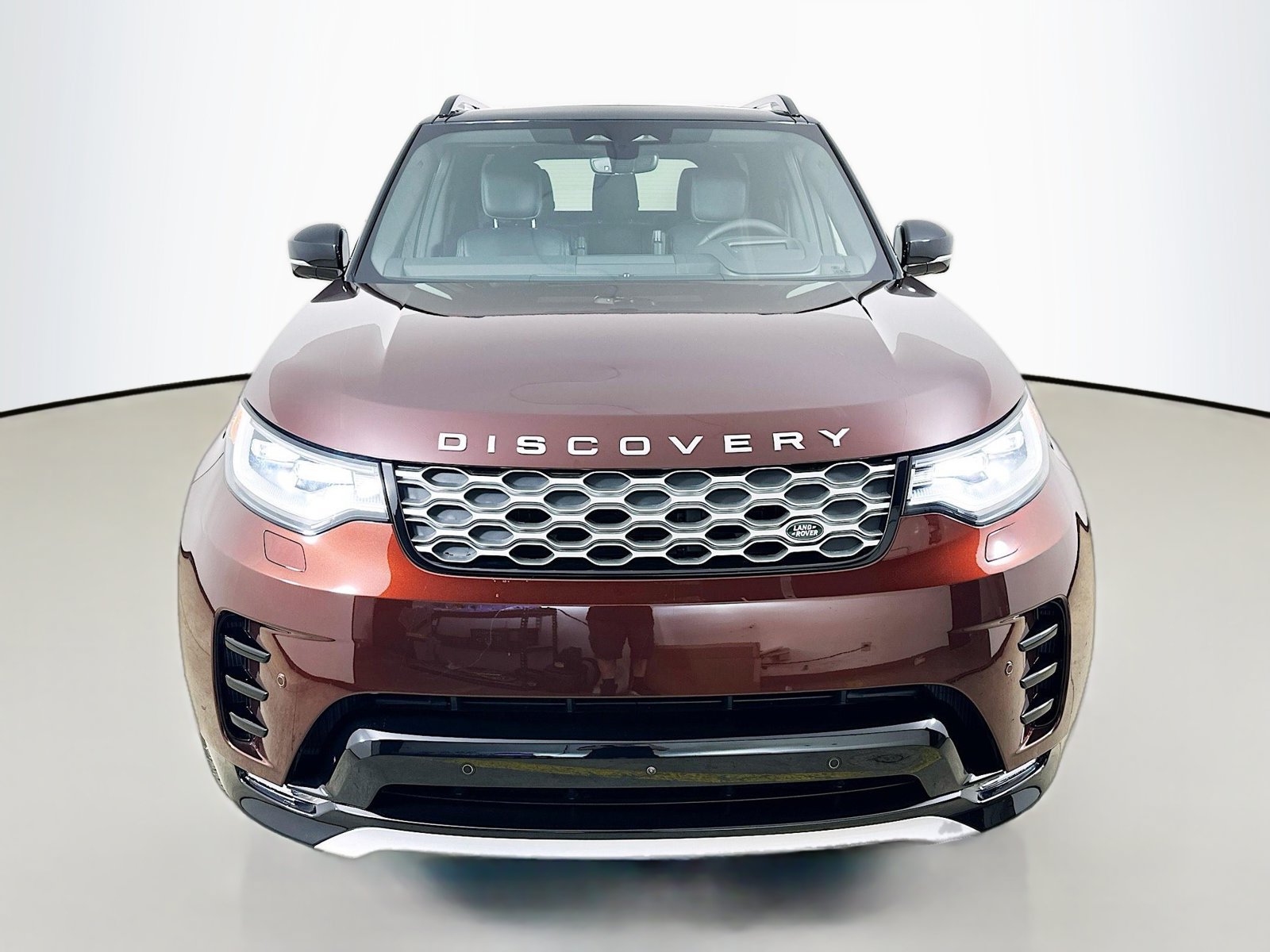 New 2026 Land Rover Discovery Limited Edition AWD/4WD image 2
