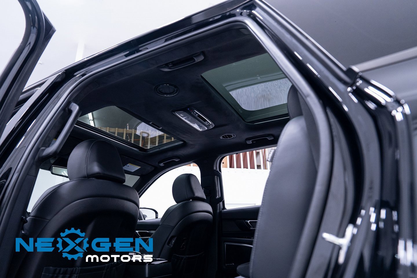 Used 2025 Kia Telluride SX Prestige X-Line image 31