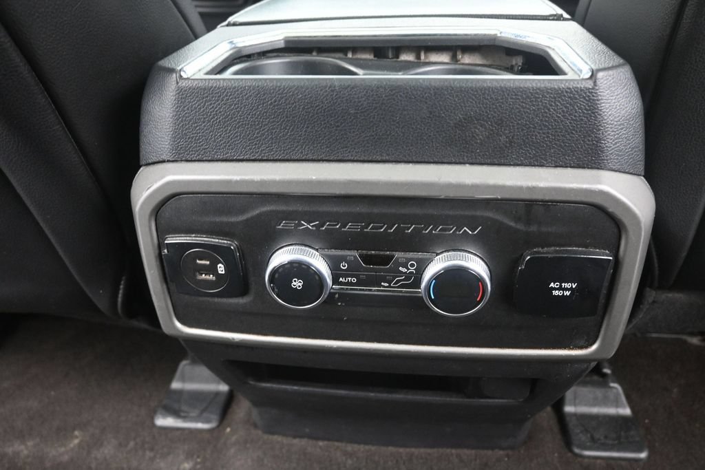 Used 2021 Ford Expedition XLT RWD image 12