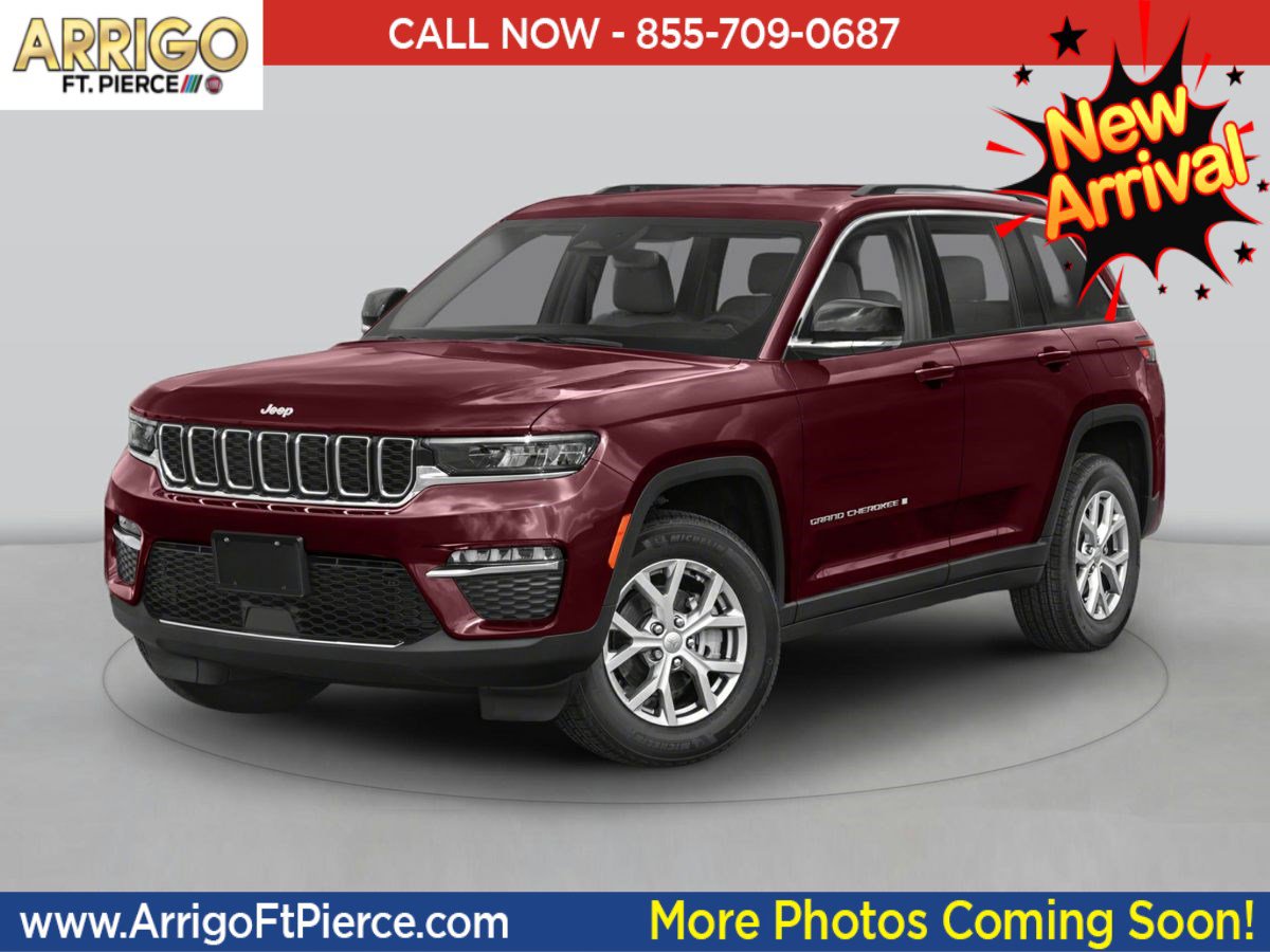 Used 2024 Jeep Grand Cherokee Laredo RWD image 1