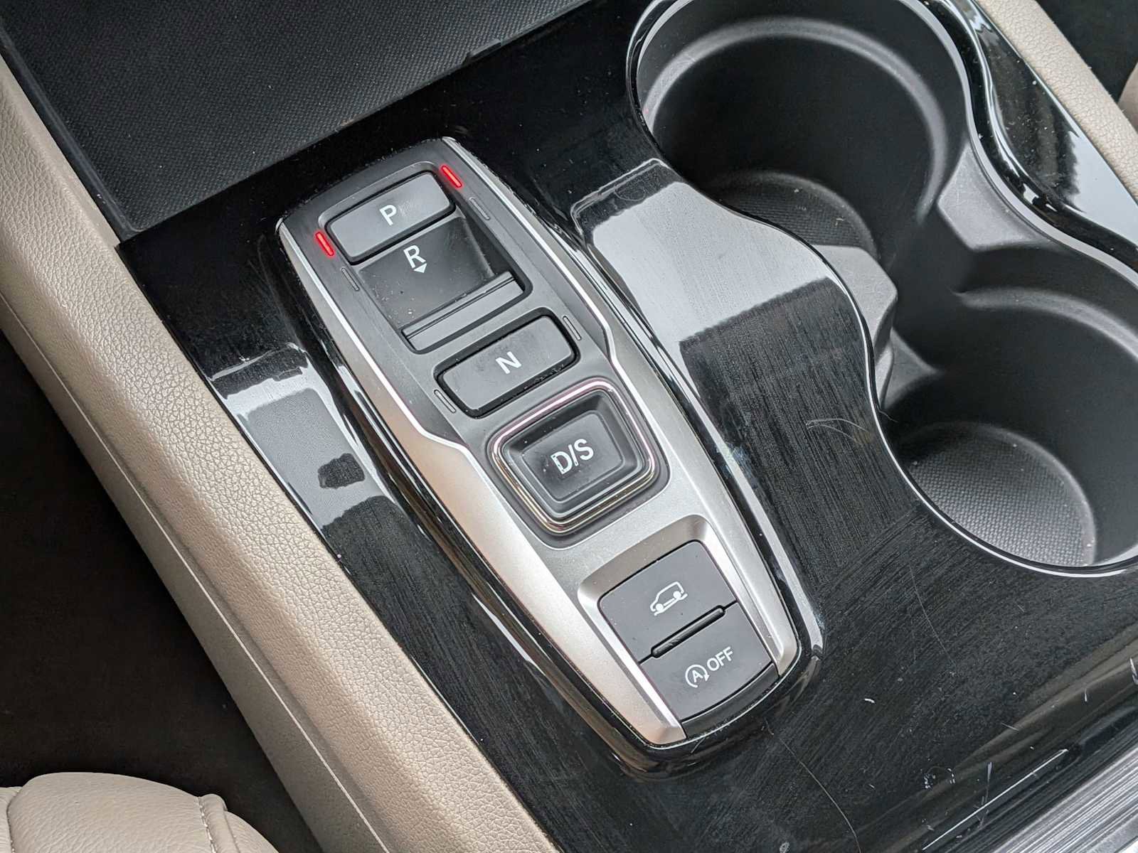 Certified 2019 Honda Pilot Touring image 36