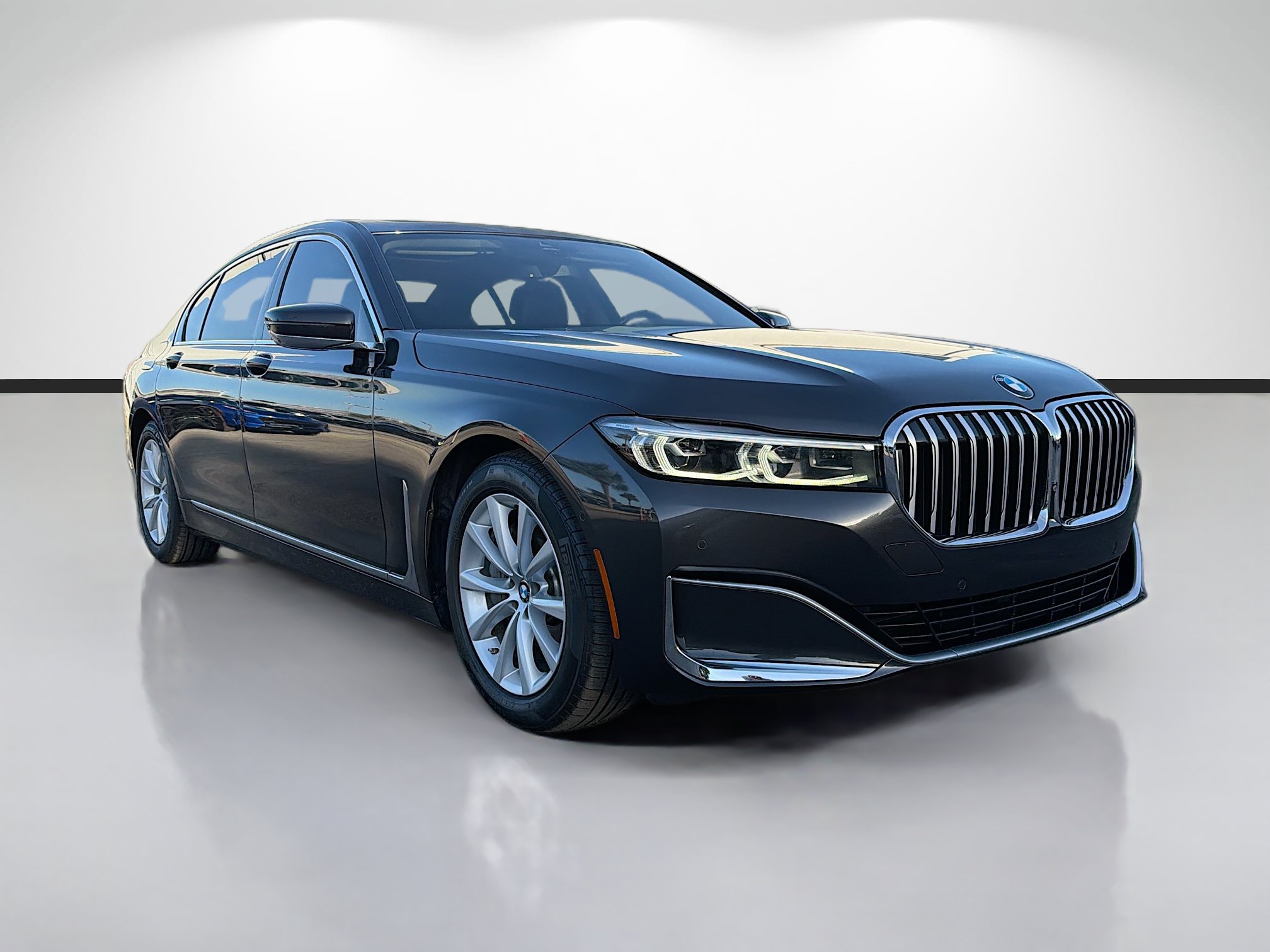 Used 2020 BMW 740i w/ Cold Weather Package RWD image 1