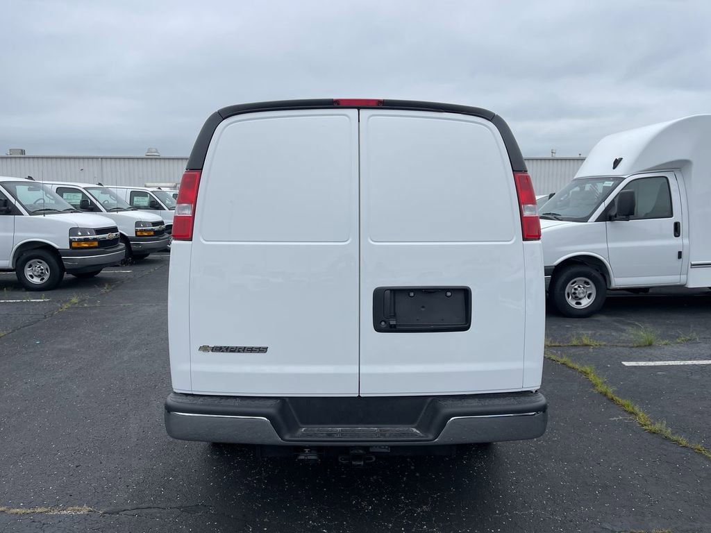 New 2025 Chevrolet Express 2500 w/ Driver Convenience Package RWD image 4
