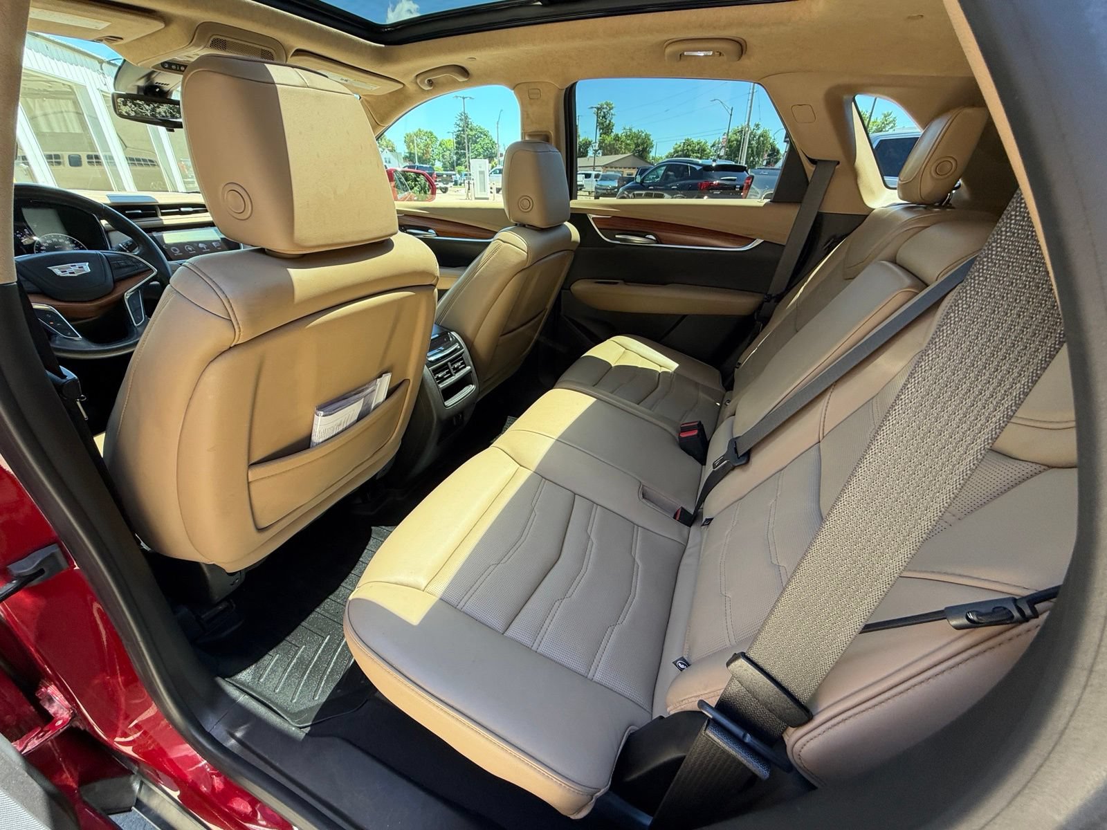 Used 2019 Cadillac XT5 Platinum AWD/4WD image 23