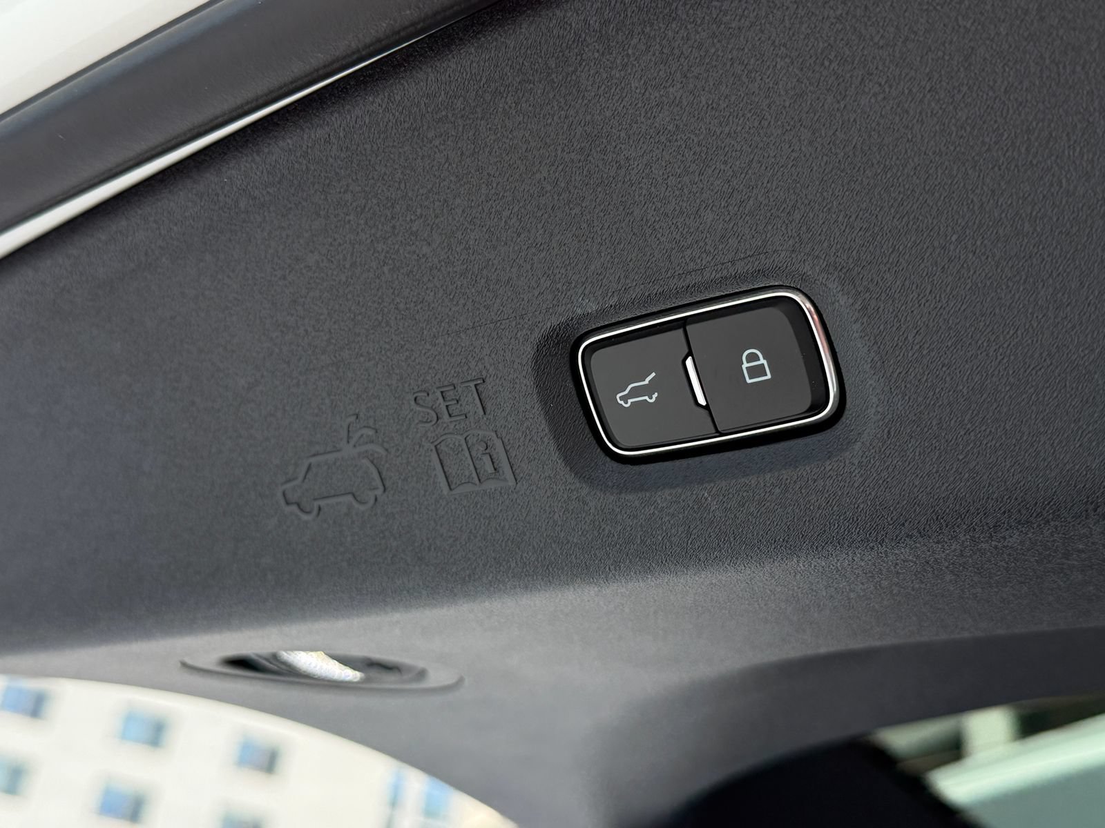 New 2027 Lincoln Navigator Premiere AWD/4WD image 19