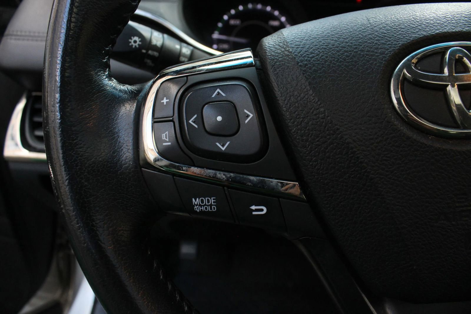 Used 2013 Toyota Avalon XLE Touring FWD image 35