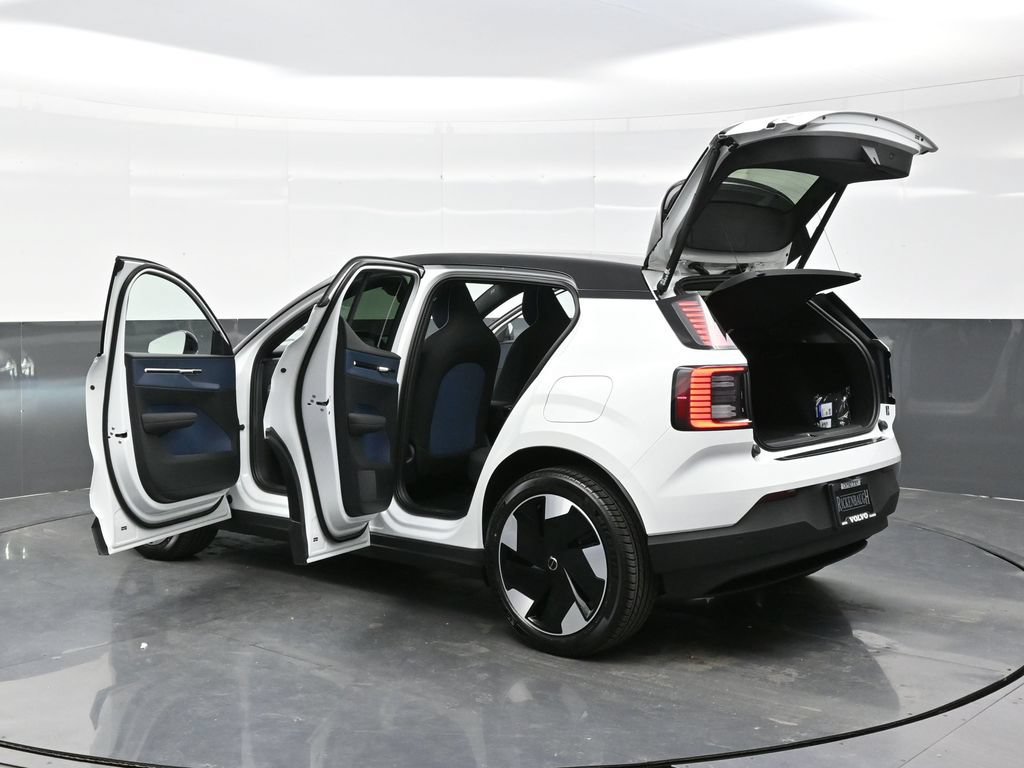 New 2026 Volvo EX30 Plus w/ Protection Package Premier AWD/4WD image 42