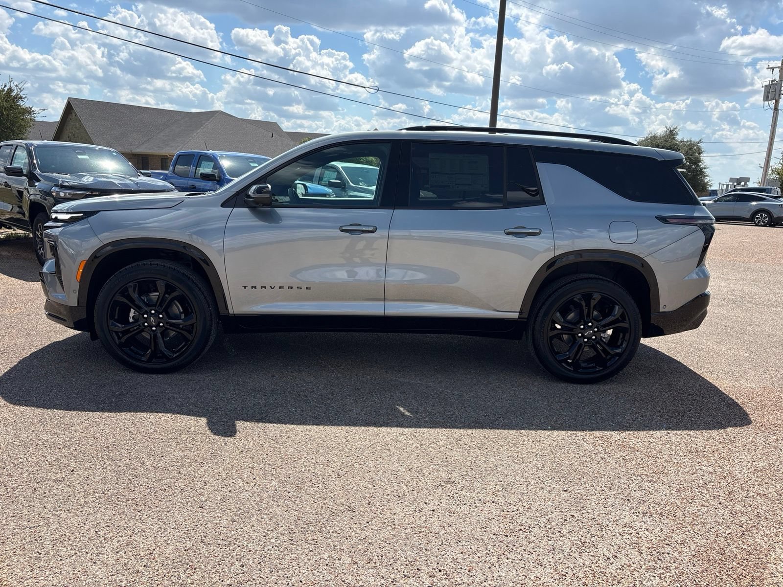 New 2027 Chevrolet Traverse RS AWD/4WD image 2