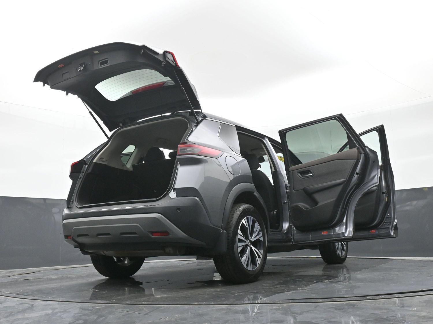 Used 2022 Nissan Rogue SV AWD/4WD image 49