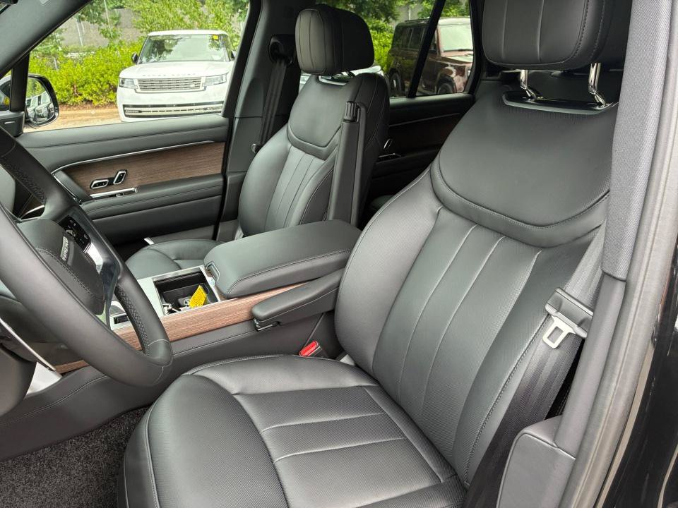New 2026 Land Rover Range Rover SE AWD/4WD image 30