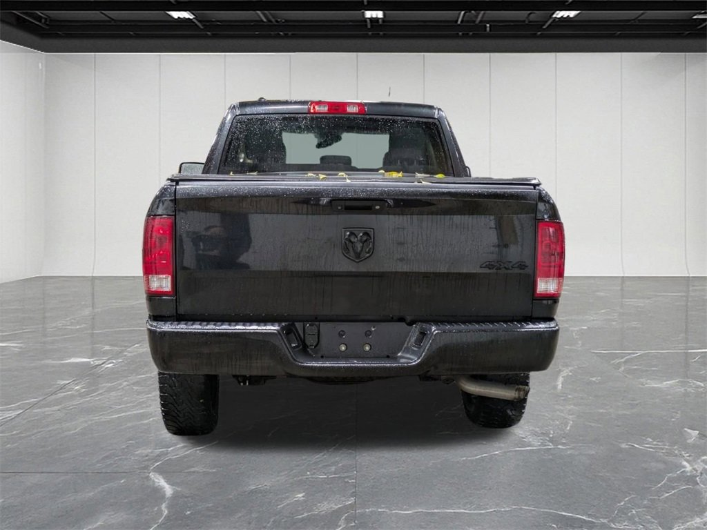 Used 2018 RAM 1500 Express w/ Black Ram 1500 Express Group image 4