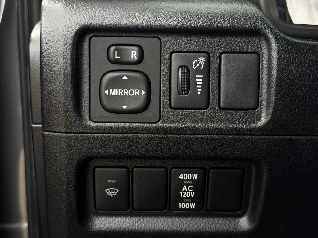 Used 2017 Toyota 4Runner SR5 Premium RWD image 24