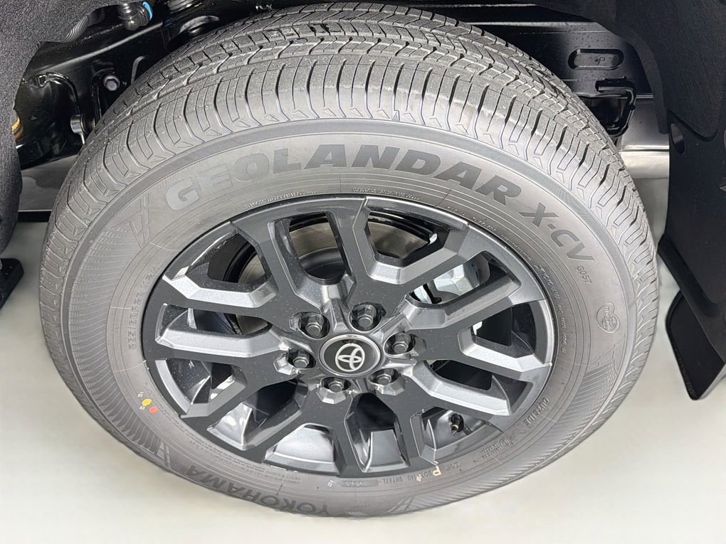 New 2026 Toyota Sequoia Platinum AWD/4WD image 31