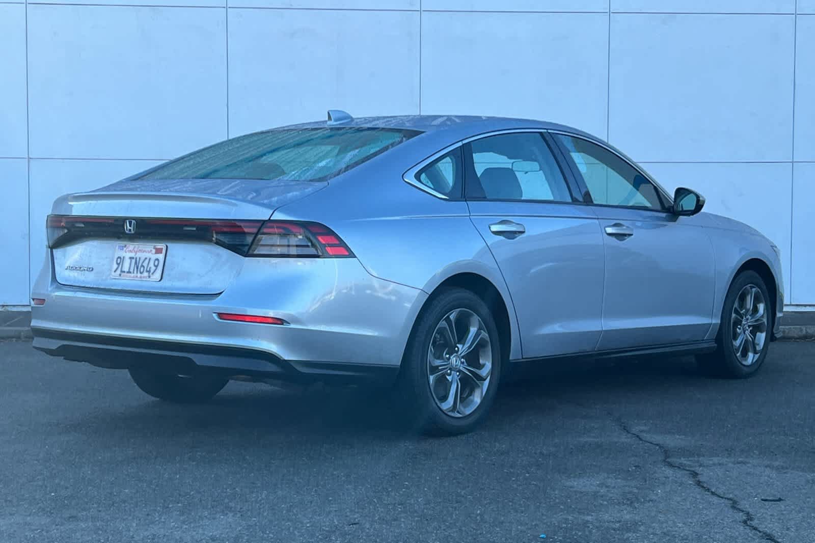 Used 2023 Honda Accord EX image 3