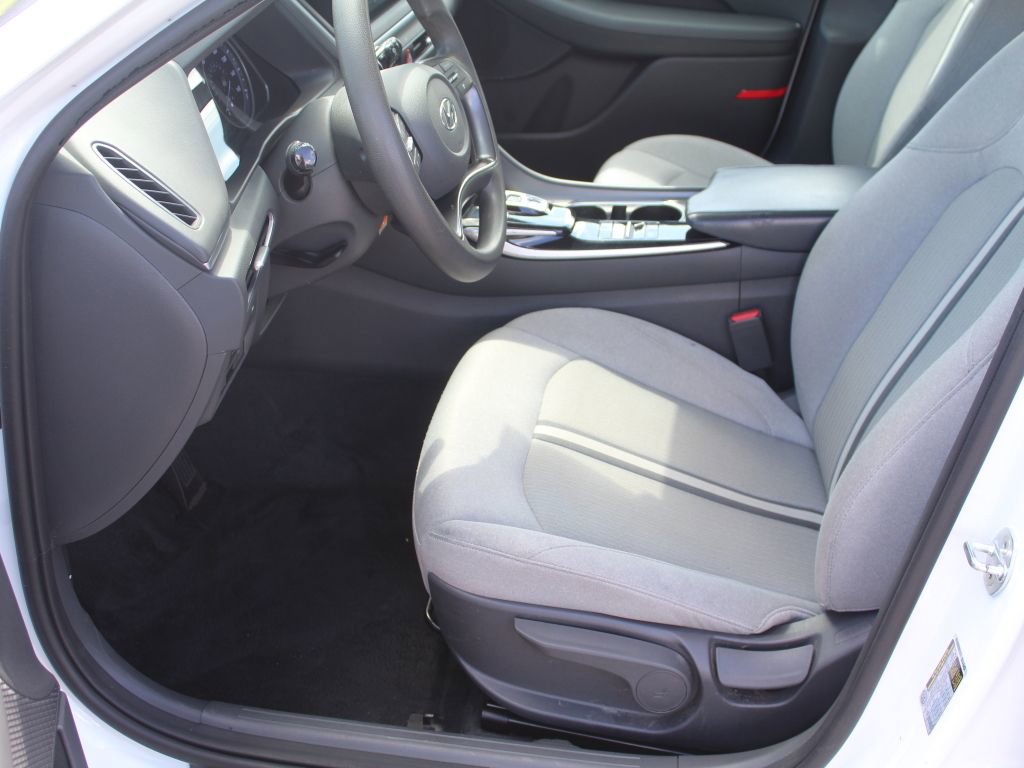 Used 2021 Hyundai Sonata SE FWD image 4