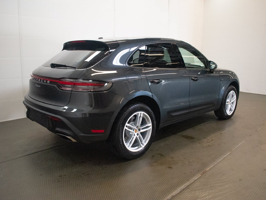 New 2026 Porsche Macan AWD/4WD image 10