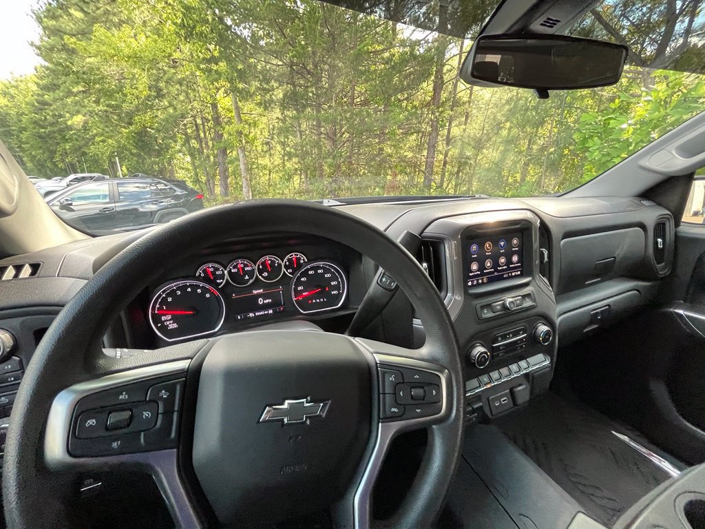 Used 2021 Chevrolet Silverado 1500 Custom Trail Boss w/ Midnight Edition AWD/4WD image 19