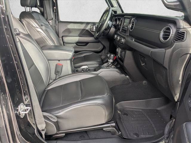 Used 2020 Jeep Gladiator Overland AWD/4WD image 19