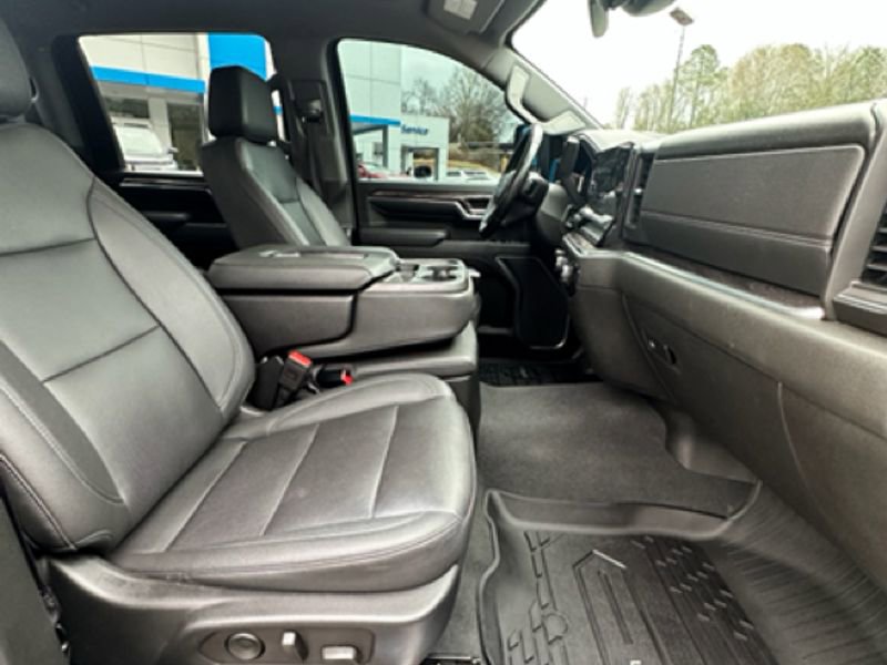 Used 2024 Chevrolet Silverado 2500 LTZ image 24