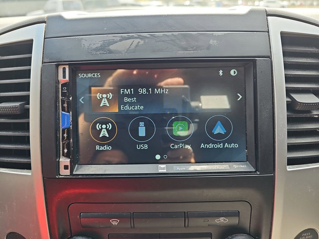 Used 2019 Nissan Frontier SV image 24