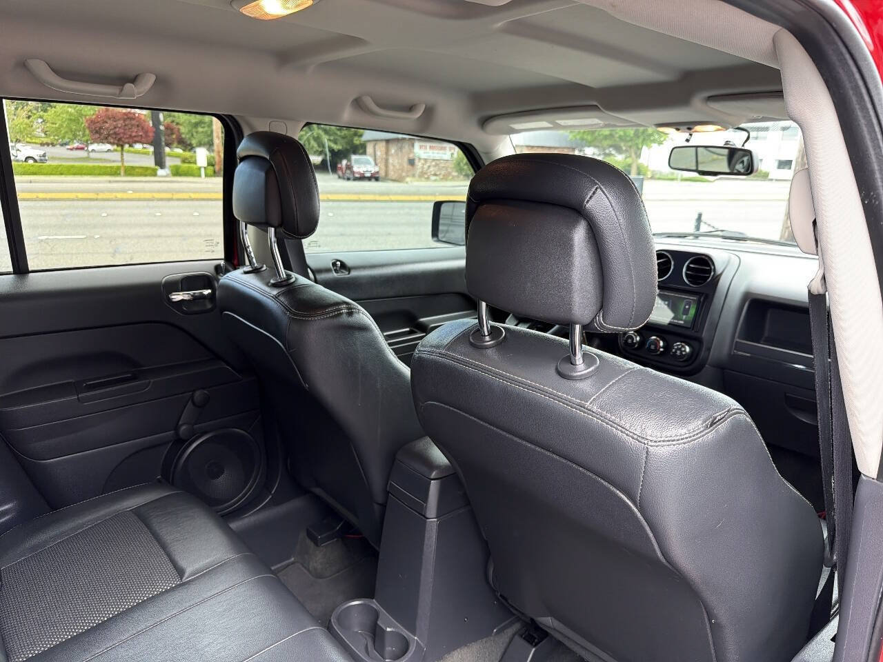 Used 2017 Jeep Patriot Sport AWD/4WD image 25