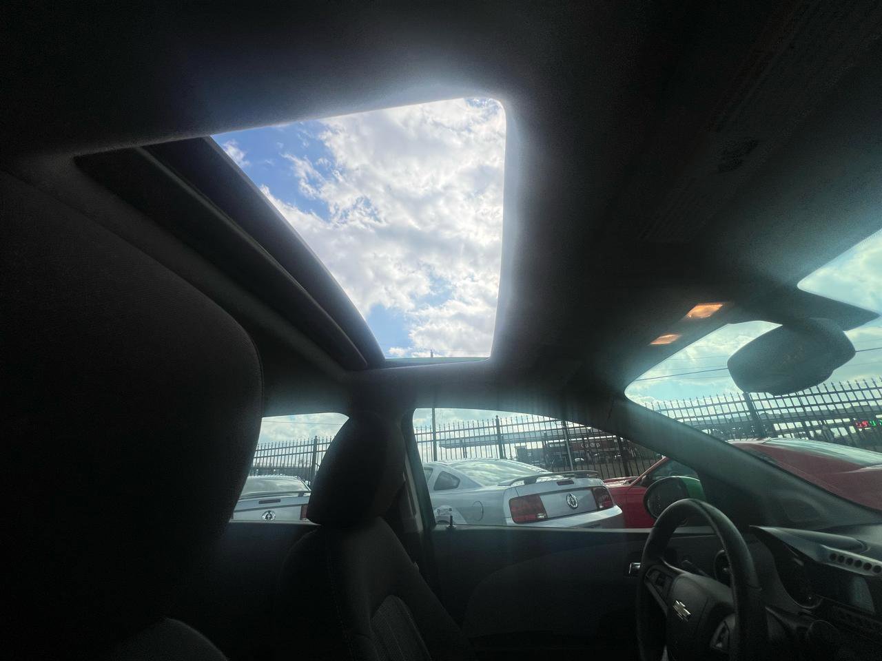 Used 2016 Chevrolet Sonic LT w/ Fun and Sun Package FWD image 30