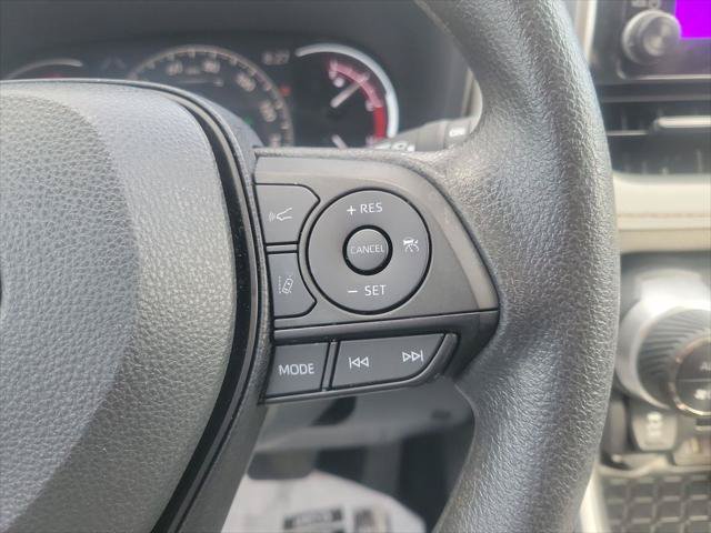 Certified 2025 Toyota RAV4 XLE FWD image 26