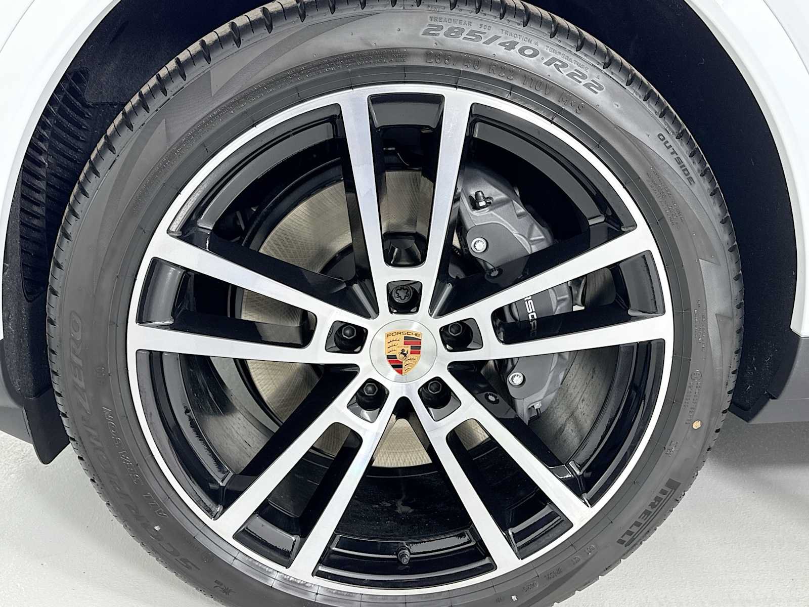 New 2026 Porsche Cayenne Coupe AWD/4WD image 31