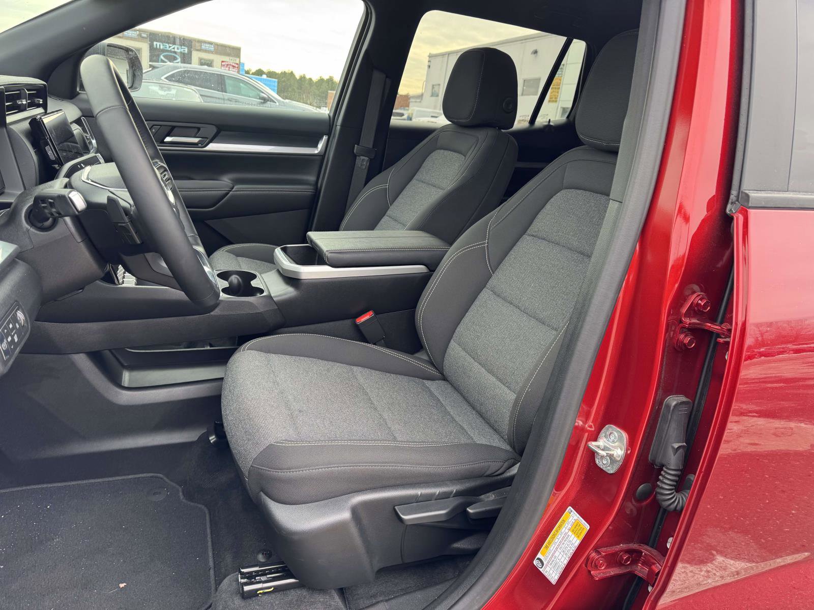 Used 2025 GMC Terrain Elevation image 14