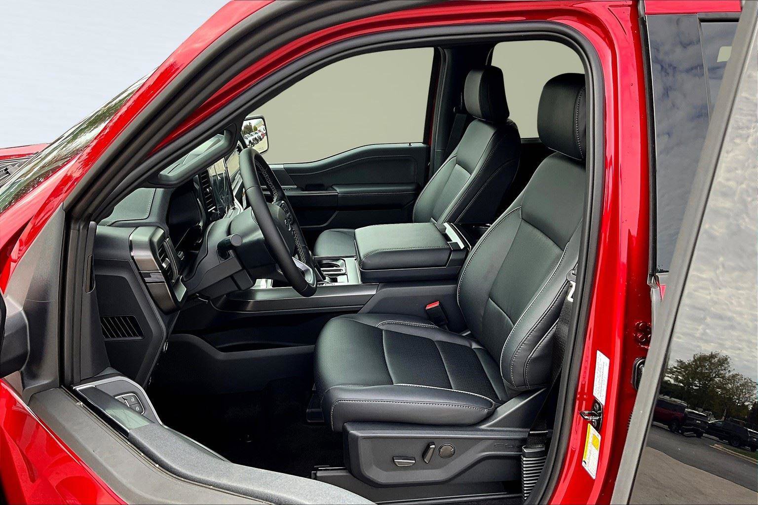 New 2025 Ford F150 Lariat image 15