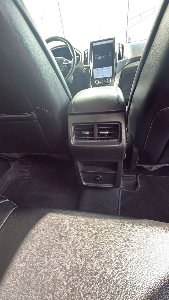 Used 2023 Ford Edge SEL AWD/4WD image 37