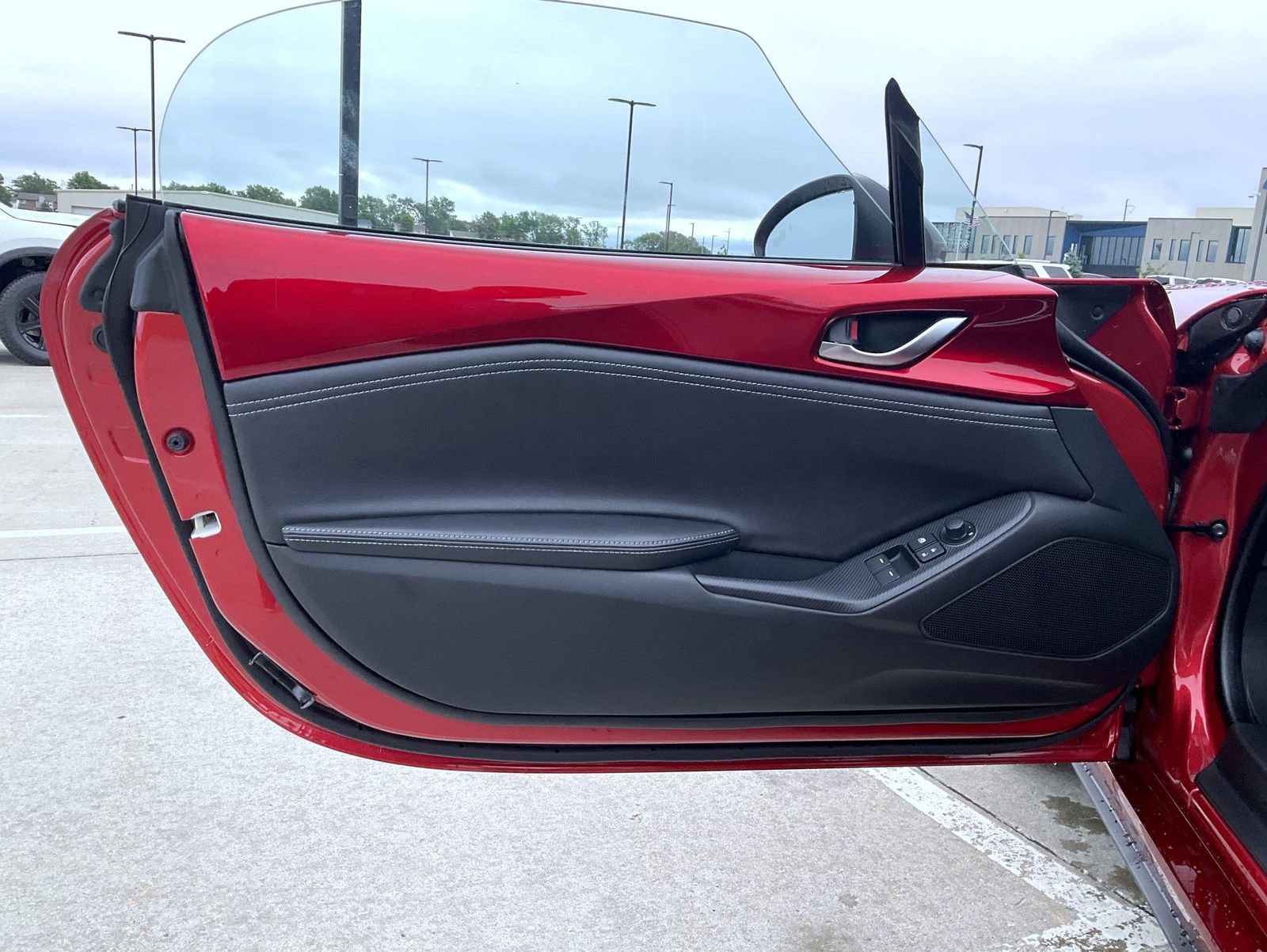 New 2026 MAZDA MX-5 Miata Club w/ Interior Package RWD image 10