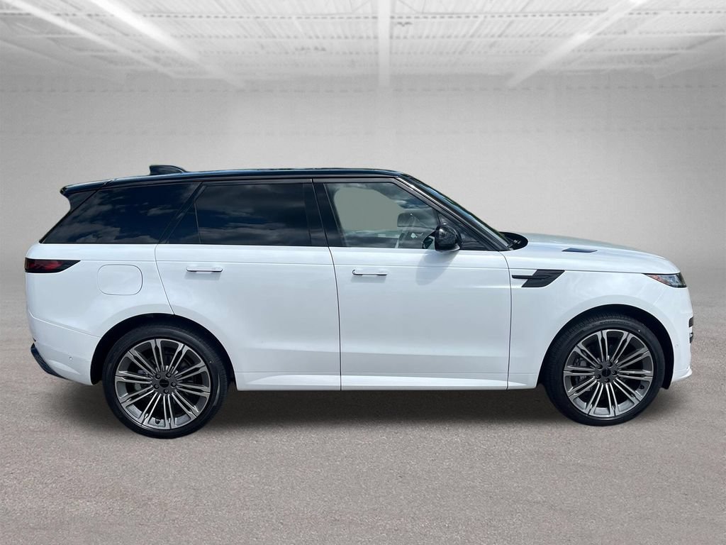 New 2026 Land Rover Range Rover Sport Dynamic SE AWD/4WD image 6