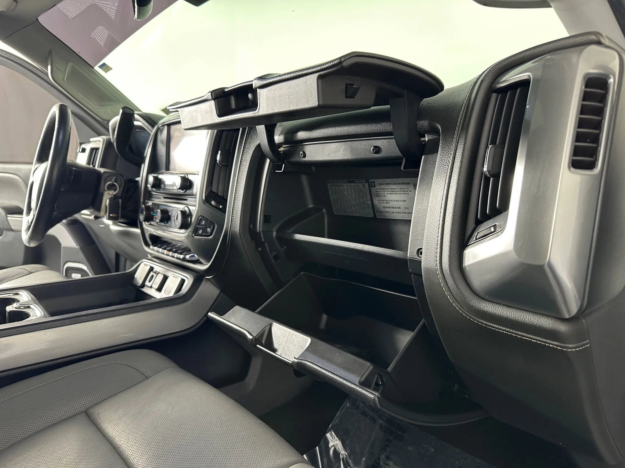 Used 2016 Chevrolet Silverado 1500 LTZ Z71 w/ LTZ Plus Package image 46