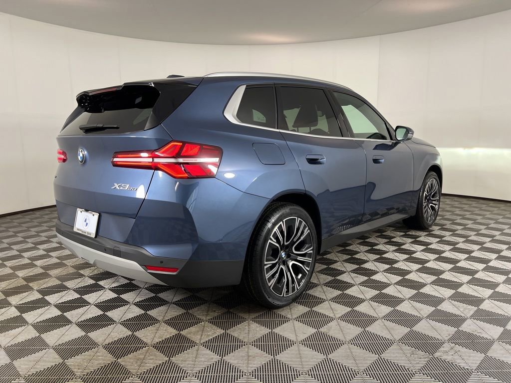 Used 2026 BMW X3 xDrive30 w/ Premium Package image 7