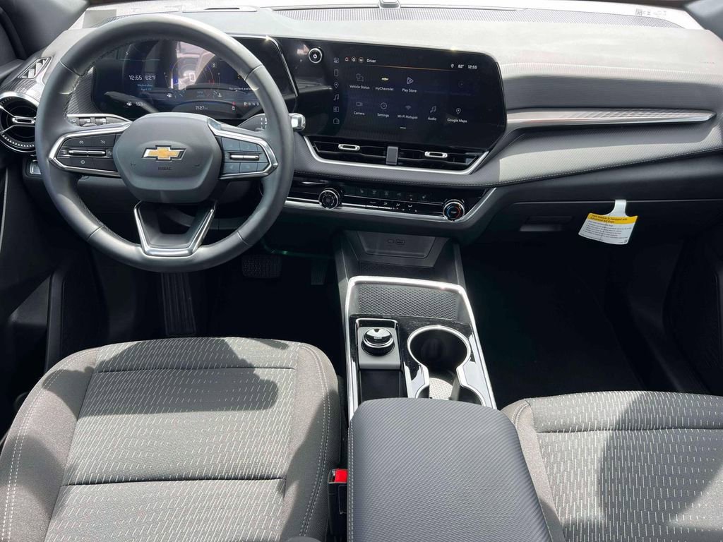 Used 2026 Chevrolet Equinox LT w/ Safety and Technology Package FWD image 15