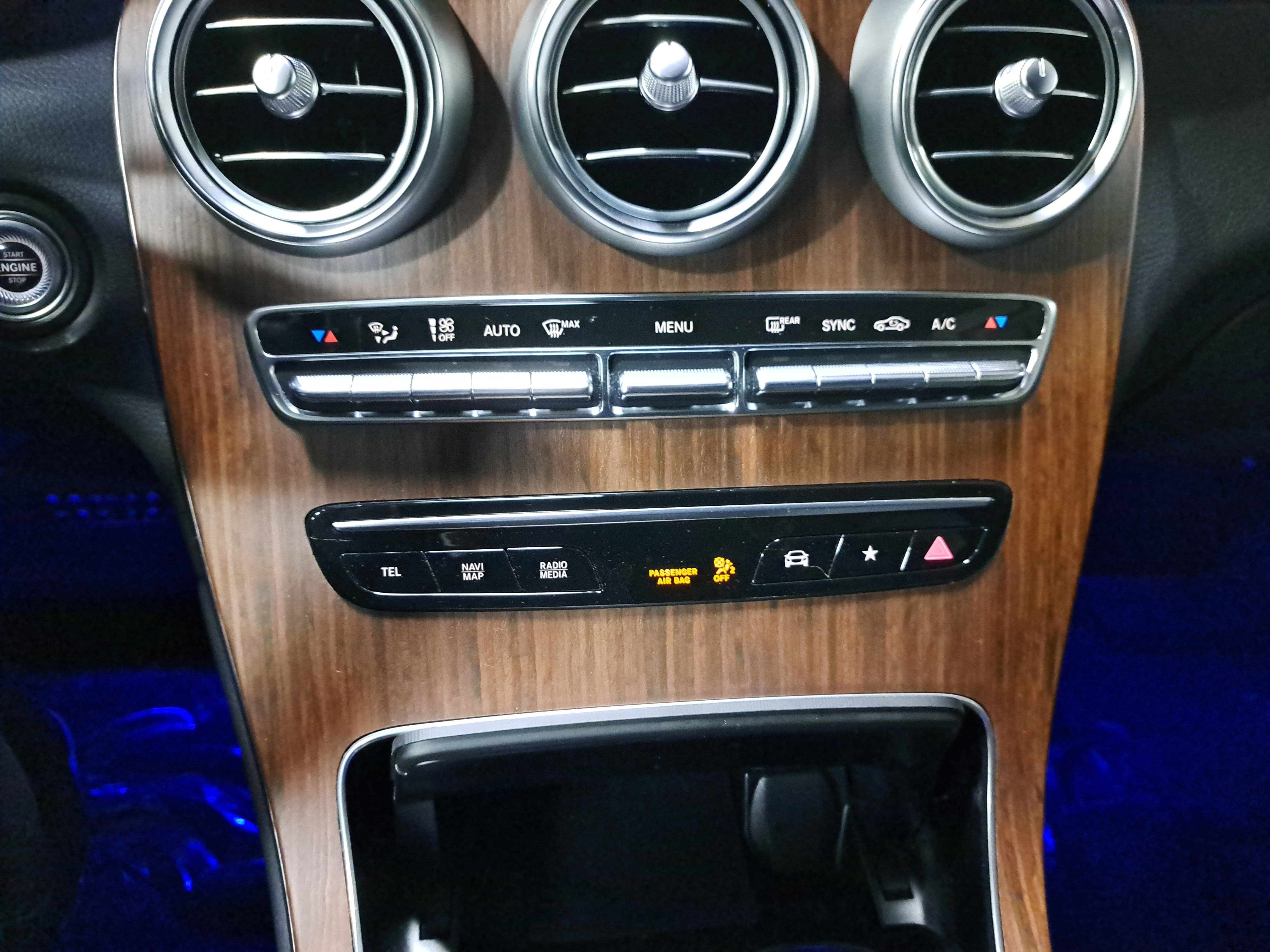 Used 2022 Mercedes-Benz GLC 300 4MATIC image 22