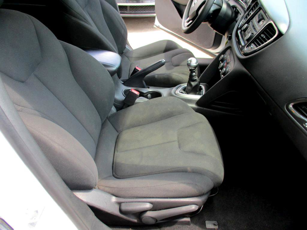 Used 2013 Dodge Dart SE w/ Value Group image 10