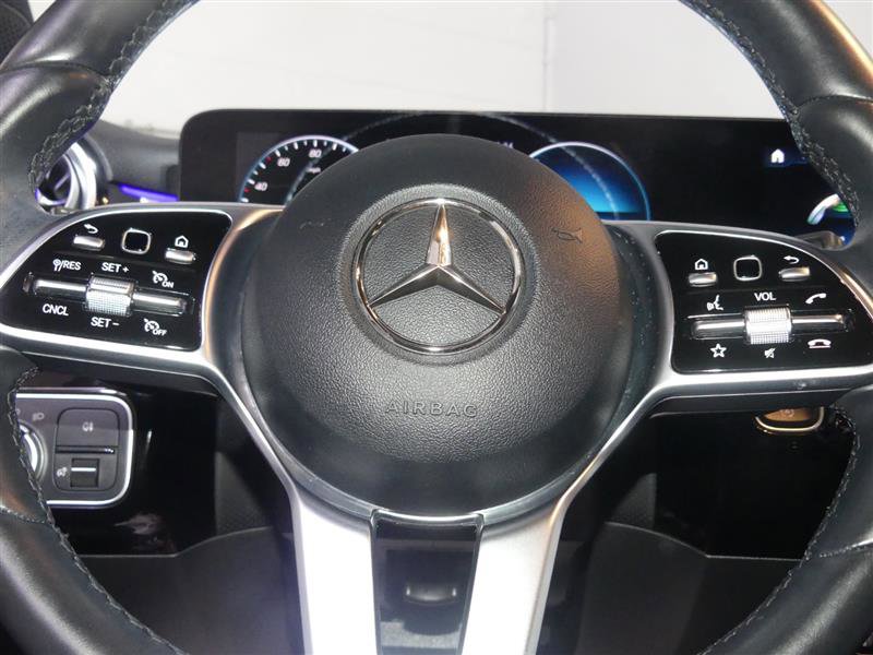Used 2021 Mercedes-Benz A 220 4MATIC image 32