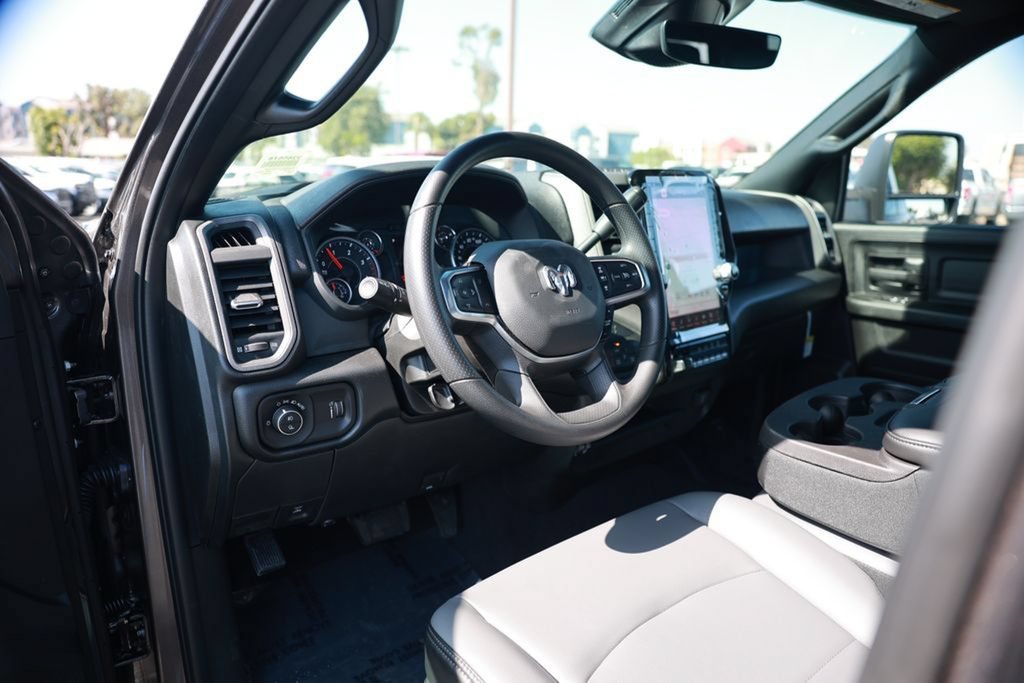 New 2026 RAM 3500 Tradesman AWD/4WD image 13