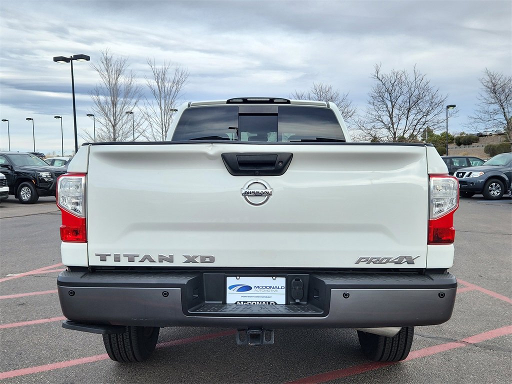 Used 2019 Nissan Titan PRO-4X w/ Pro-4x Convenience Package image 4