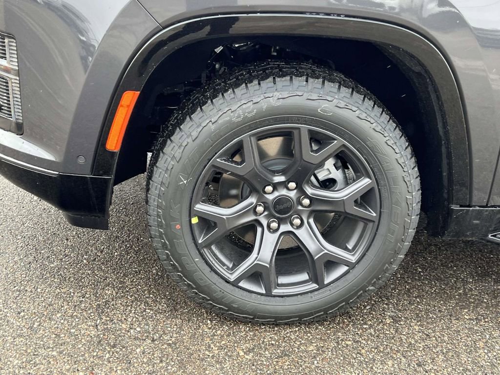 New 2026 Jeep Grand Wagoneer 4WD image 8