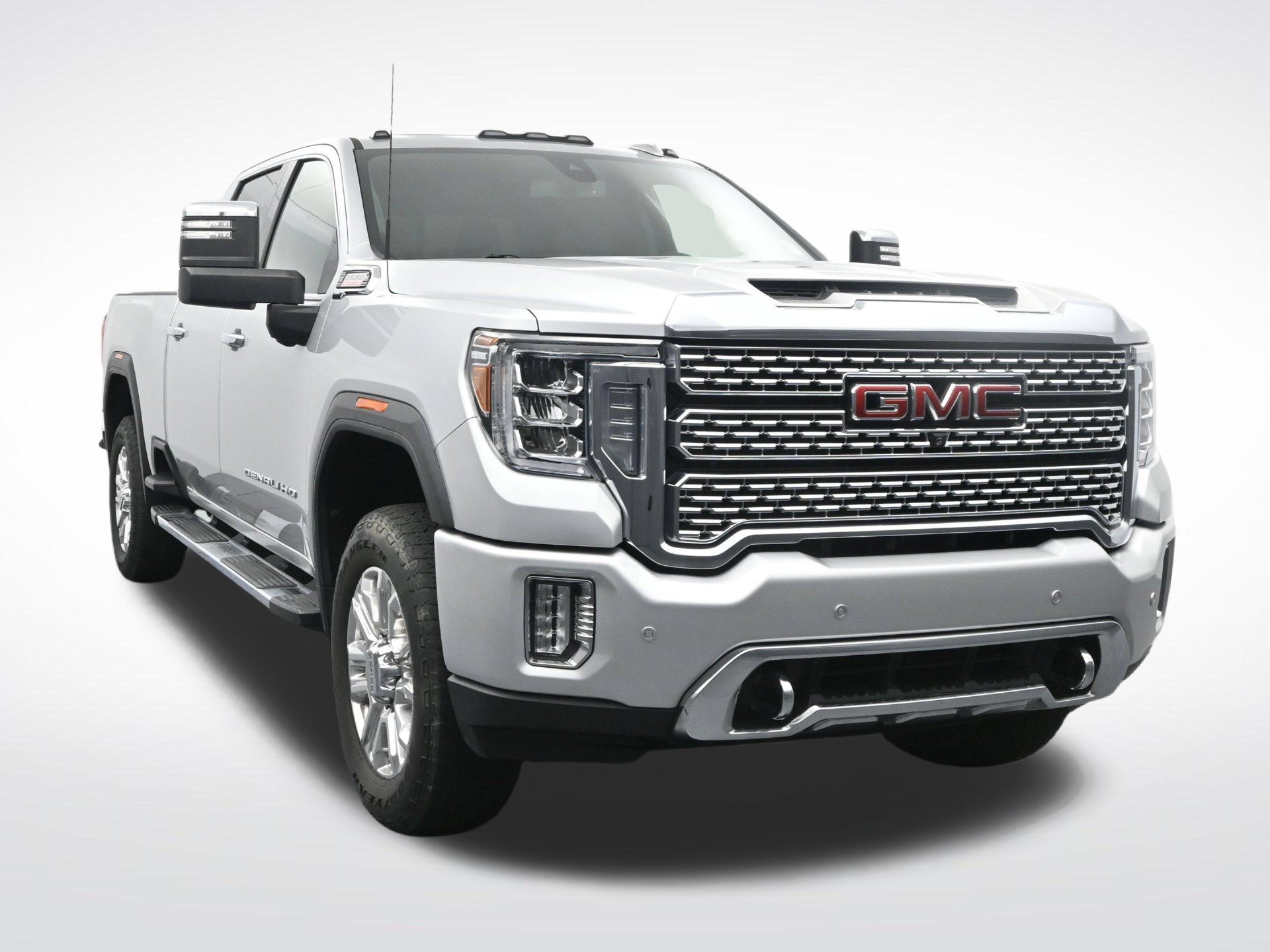 Used 2022 GMC Sierra 2500 Denali AWD/4WD image 3