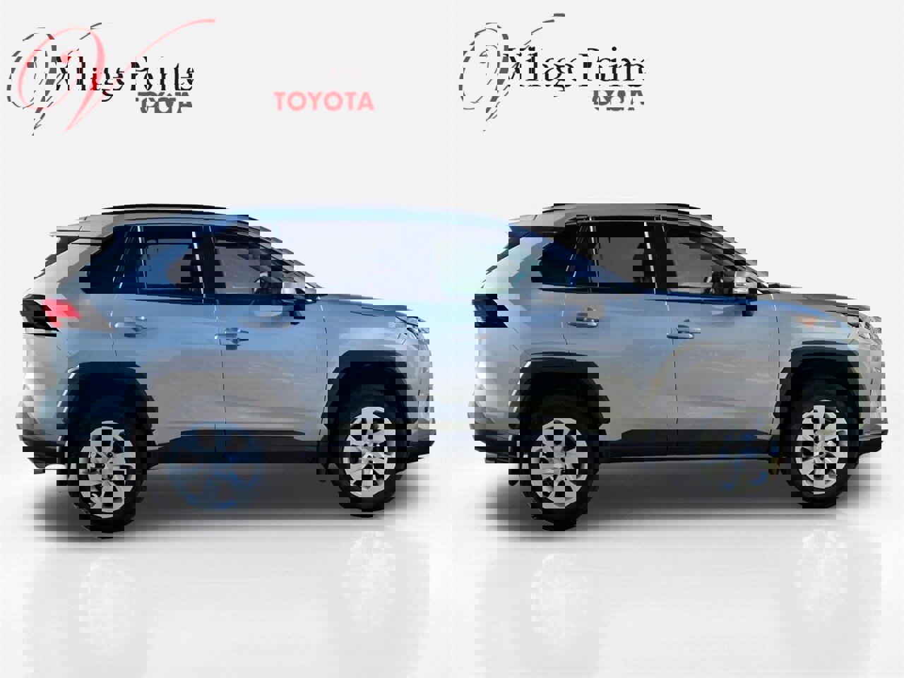 Used 2020 Toyota RAV4 LE image 5