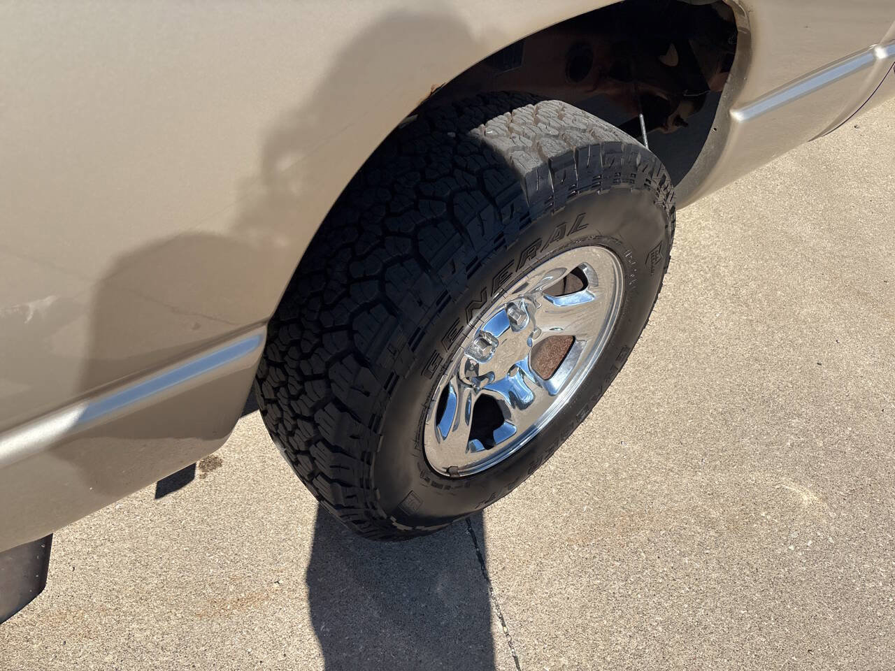 Used 2005 Dodge Ram 1500 Truck SLT image 5