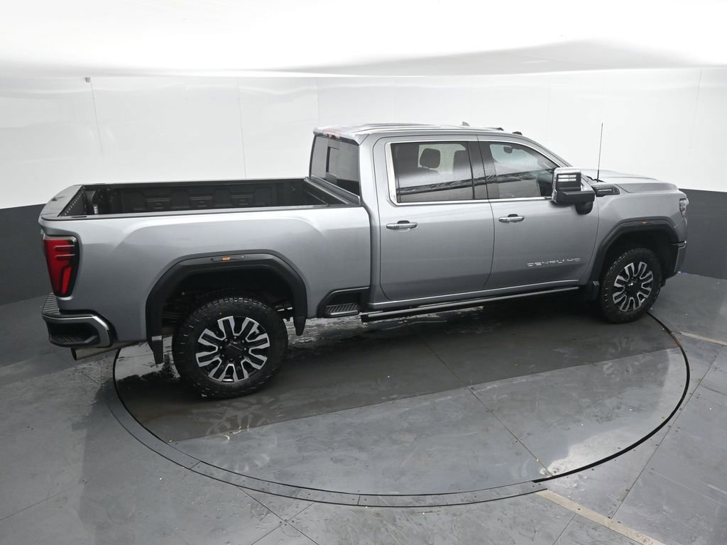 Used 2024 GMC Sierra 3500 Denali Ultimate image 40